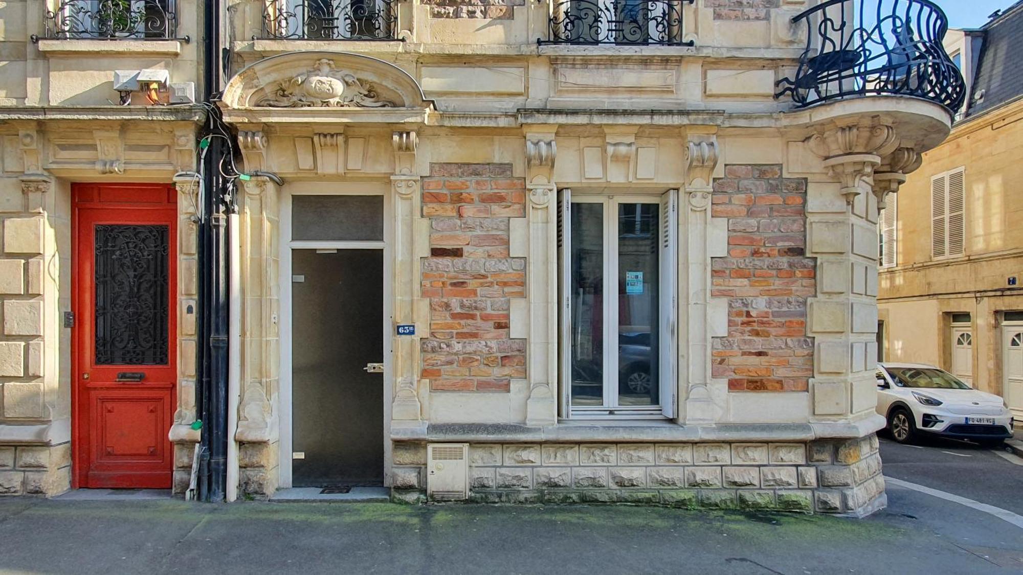 Charming Studio With View Of The Abbaye-Aux-Hommes Caen Zimmer foto